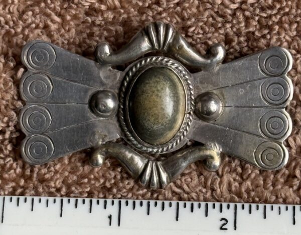 Vintage Silver Pin Large Green Stone - Image 2
